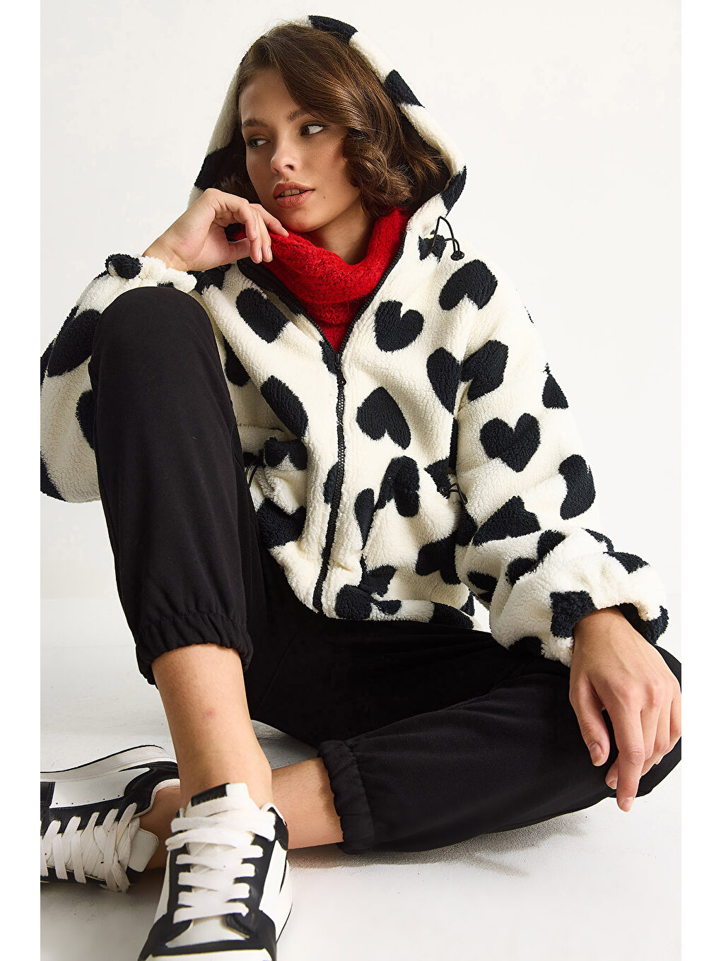 Lila Kadın Kalpli Kapüşonlu Oversize Pelüş Mont RI-1