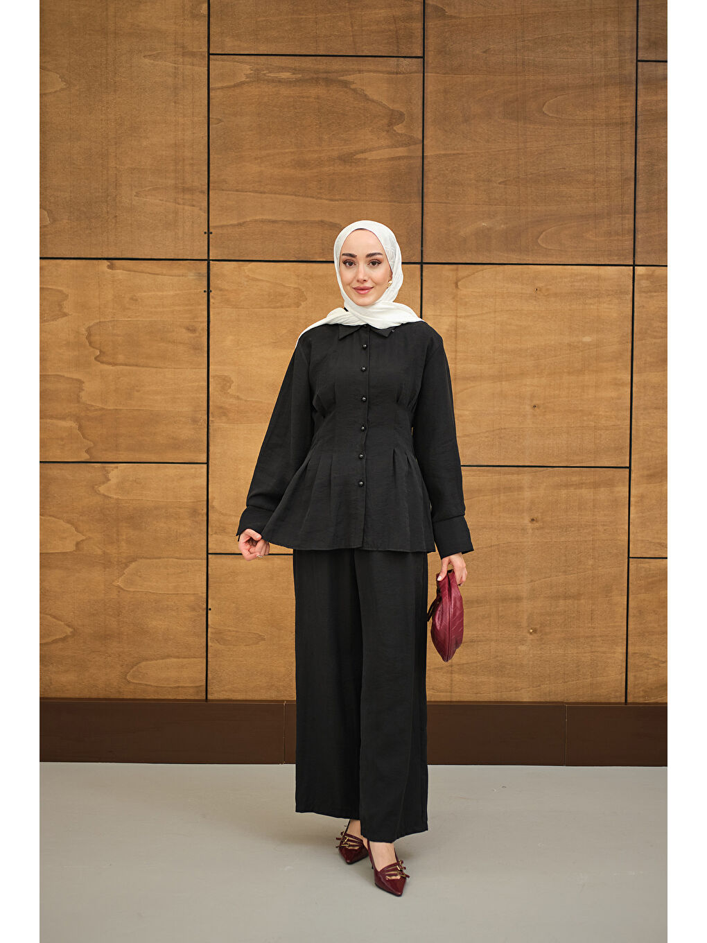 Kadın Beli Pile Detay İki Kemerli Gömlek Yaka Takım Siyah-2