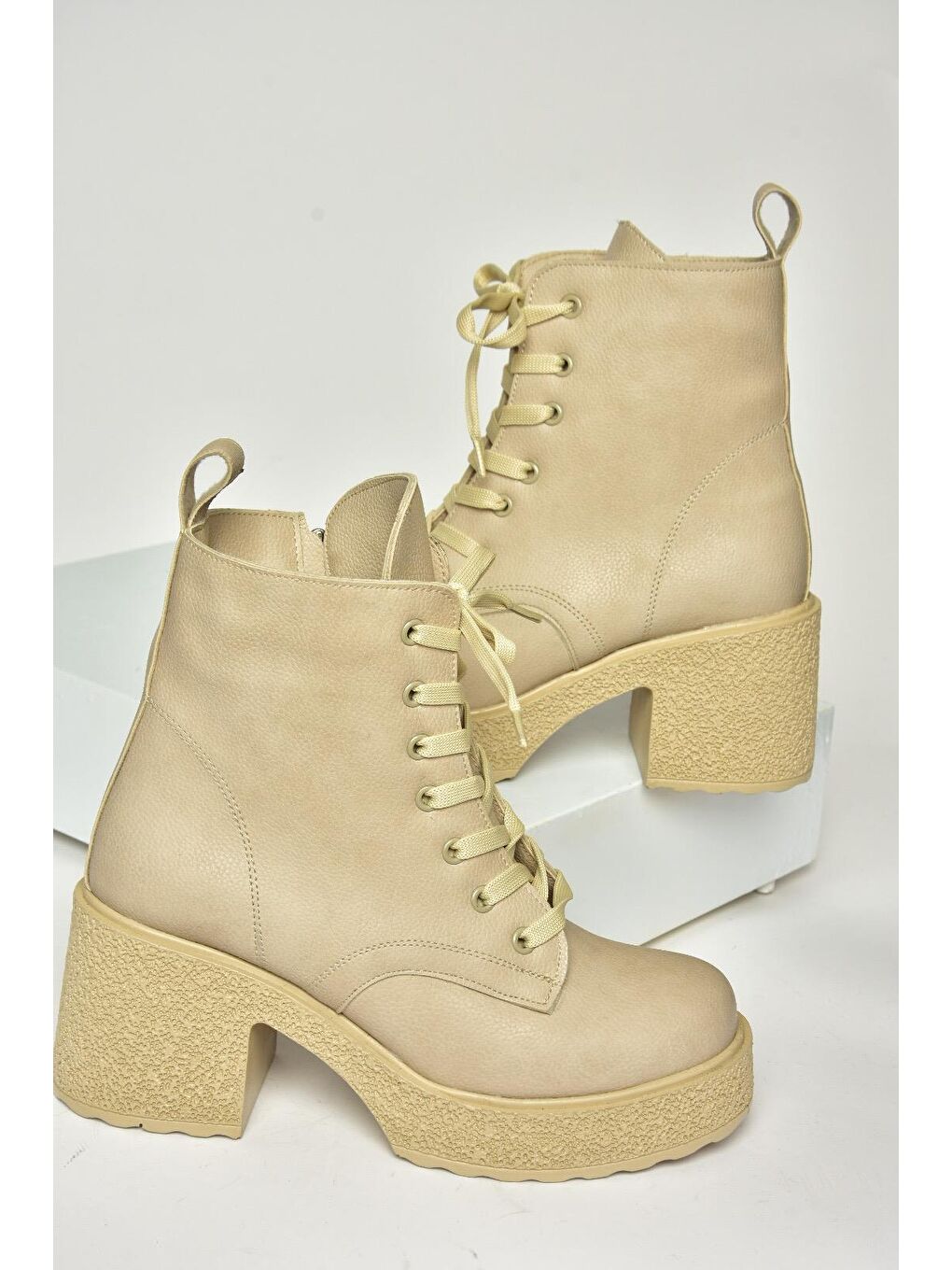T9965330 Bej Kadın Bot-4