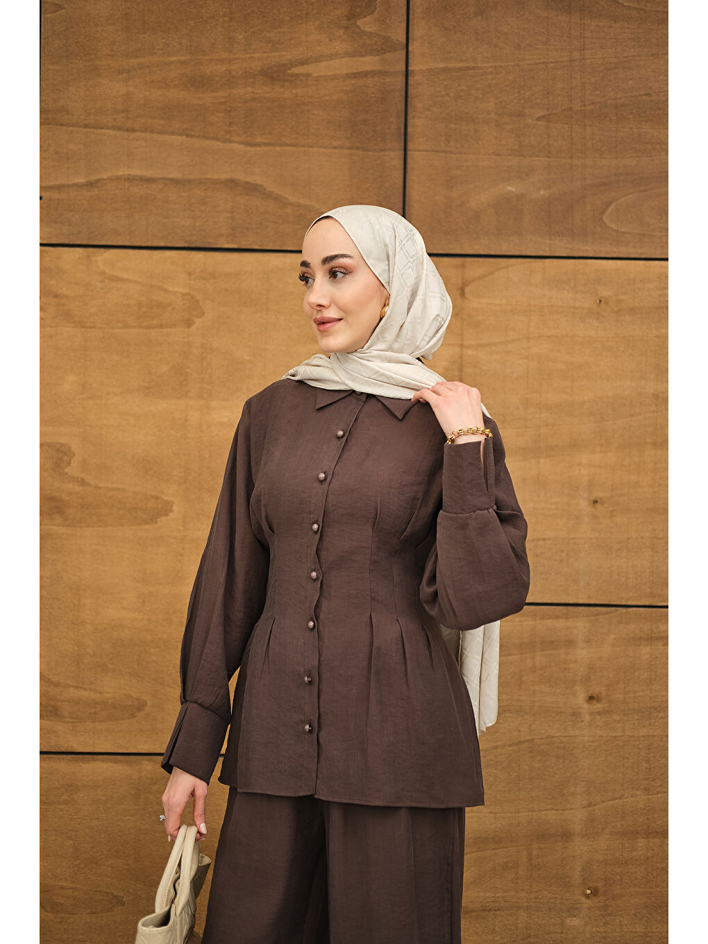 Kadın Beli Pile Detay İki Kemerli Gömlek Yaka Takım Kahverengi-3