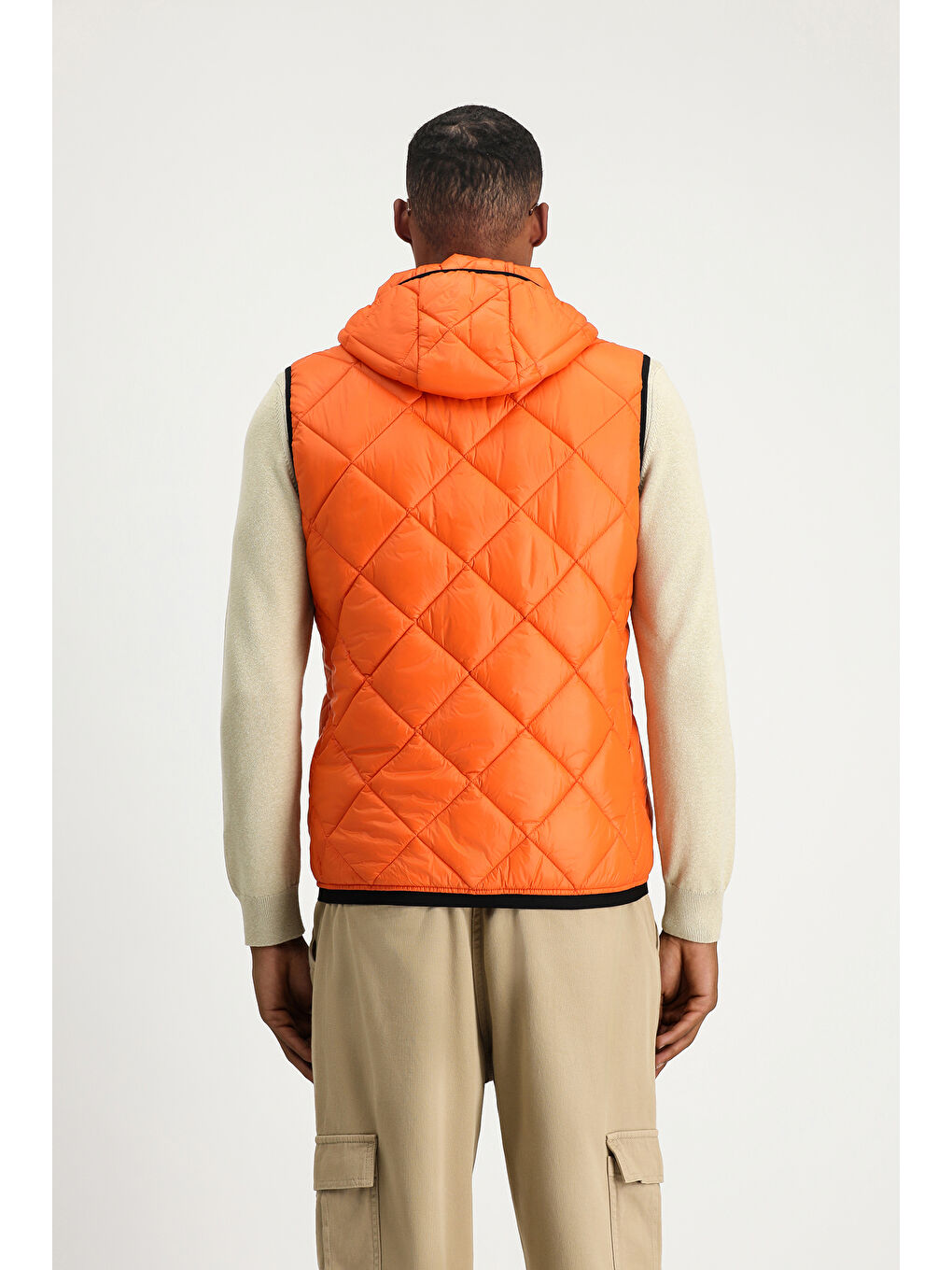 Turuncu Kapüşonlu Kapitone Spor Yelek-3