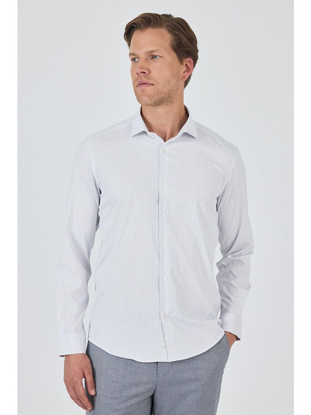 Beyaz Uzun Kol Çizgili Desen Bez Ayağı İtalyan Yaka Cepsiz Esnek Classic Slim Fit Gömlek 1004250202-2