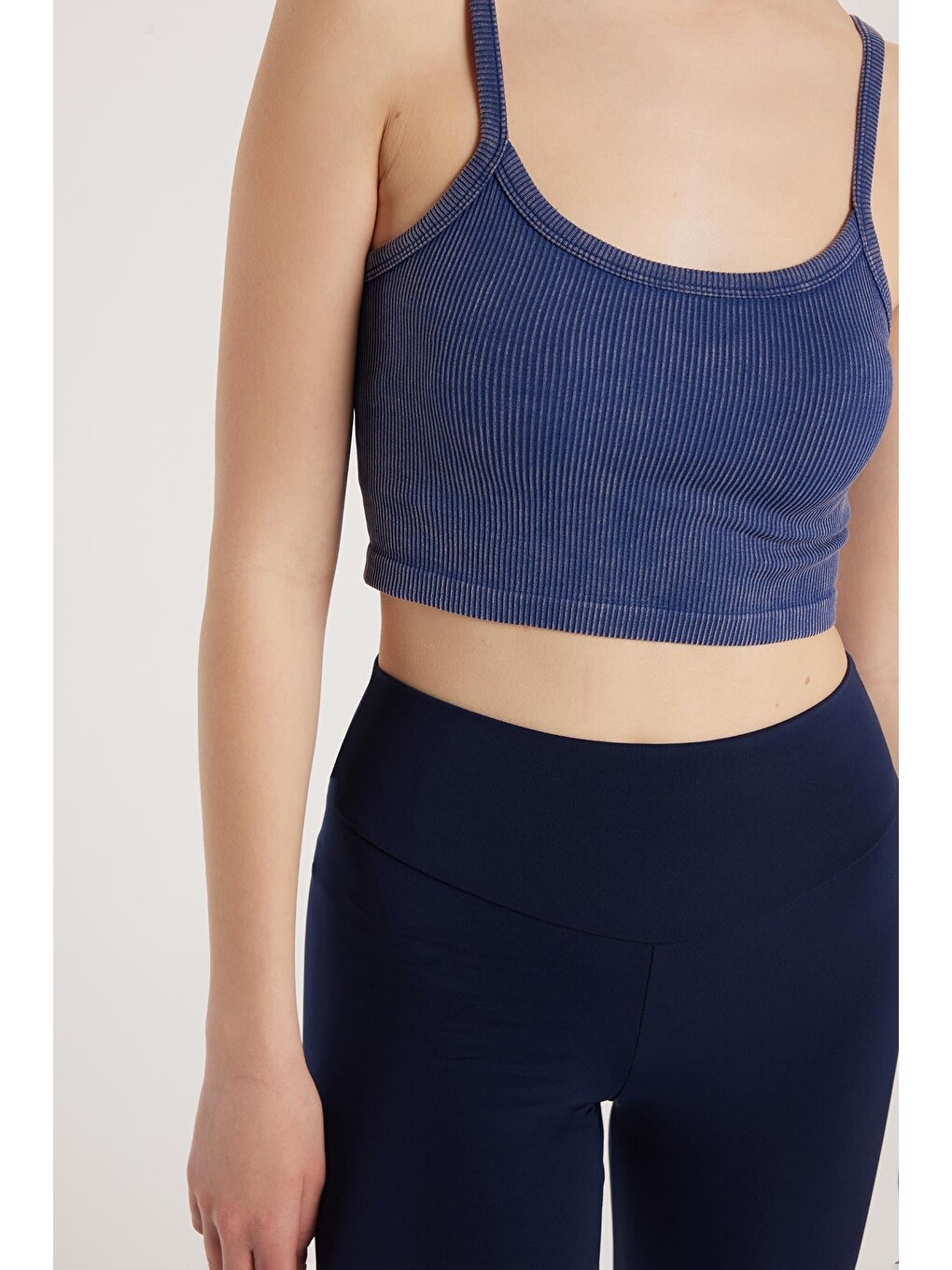 Kadın Slim Fit Kare Yaka Düz Basic İndigo Crop Atlet-2