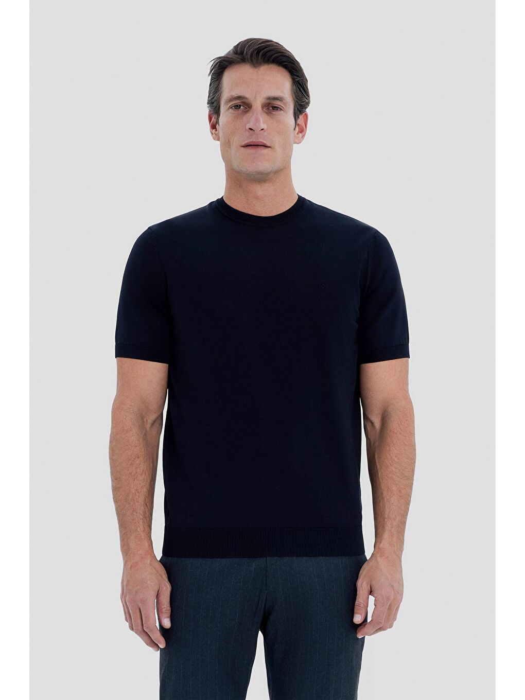 Siyah Slim Fit Triko Bisiklet Yaka Tişört