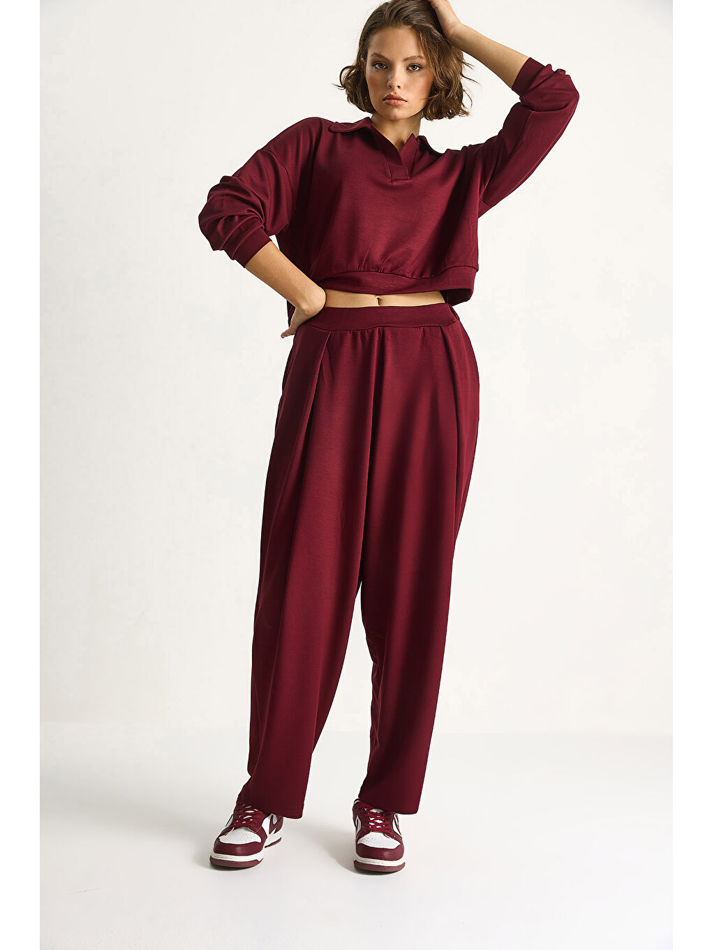 Bordo Kadın Yumuşuk Dokulu Polo Yaka Kısa Sweat Şalvar Viskon Dalgıç Takım-5