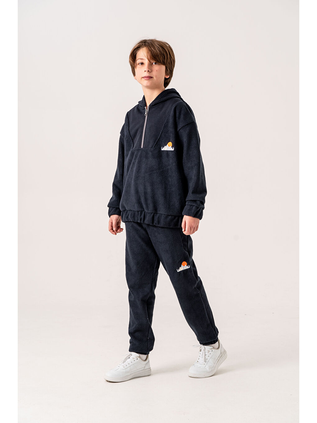 Lacivert Nakışlı Polar Erkek Çocuk Alt-Üst Eşofman Takımı-3