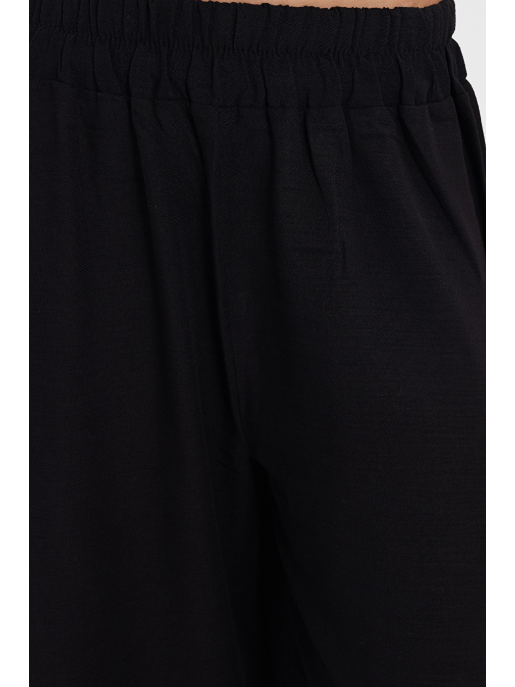 Kadın Relax Fit Rahat Kesim Beli Lastikli Siyah Pantolon-4