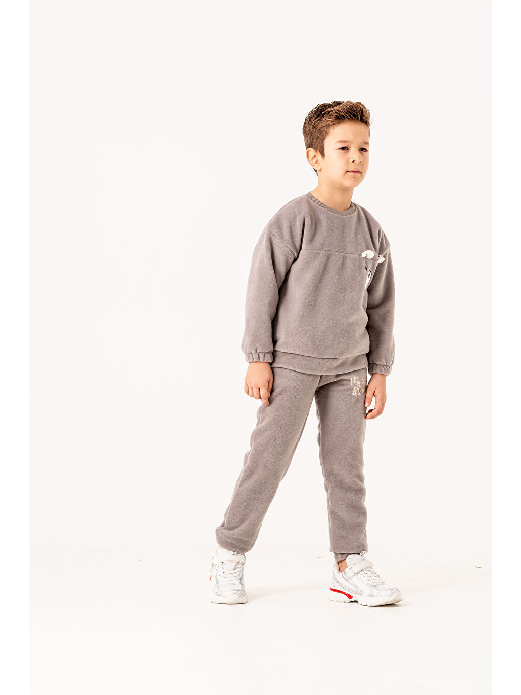 Gri Aplikeli Ve Nakışlı Polar Erkek Çocuk Alt-Üst Eşofman Takımı-1