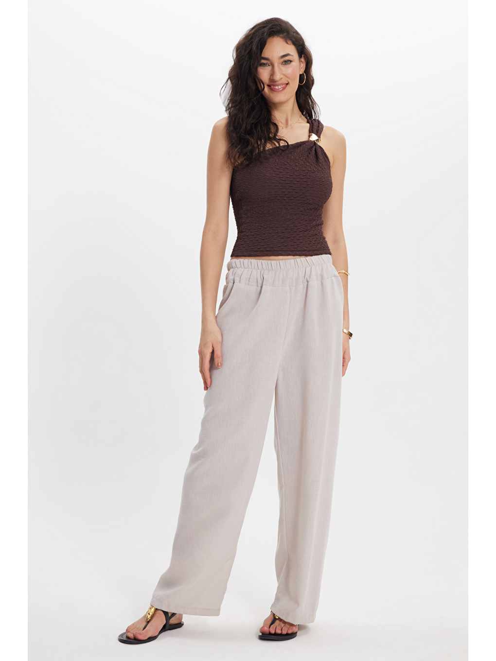Kadın Relax Fit Rahat Kesim Beli Lastikli Bej Pantolon-1