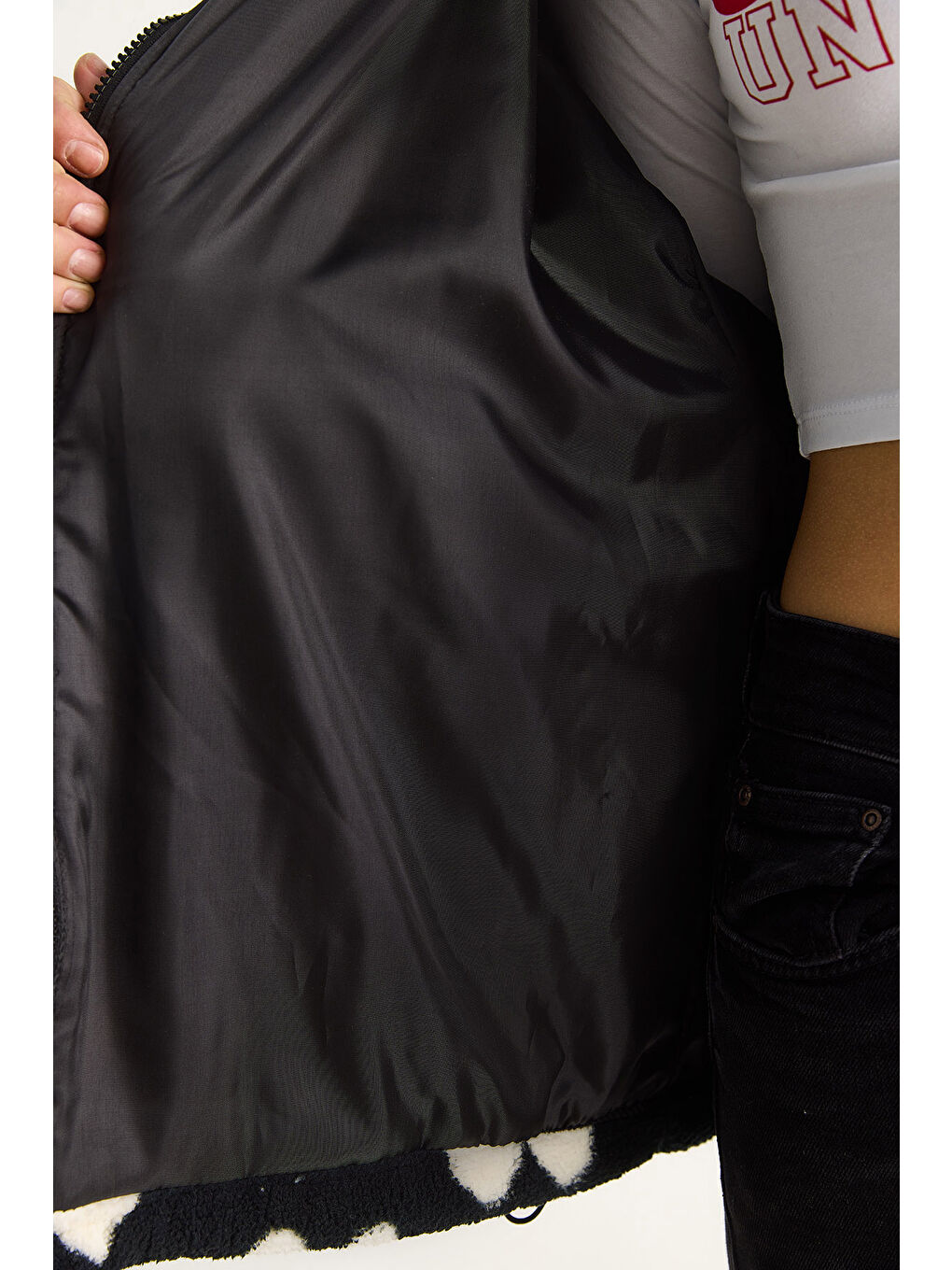 Siyah Kadın Kalpli Kapüşonlu Oversize Pelüş Mont RI-6