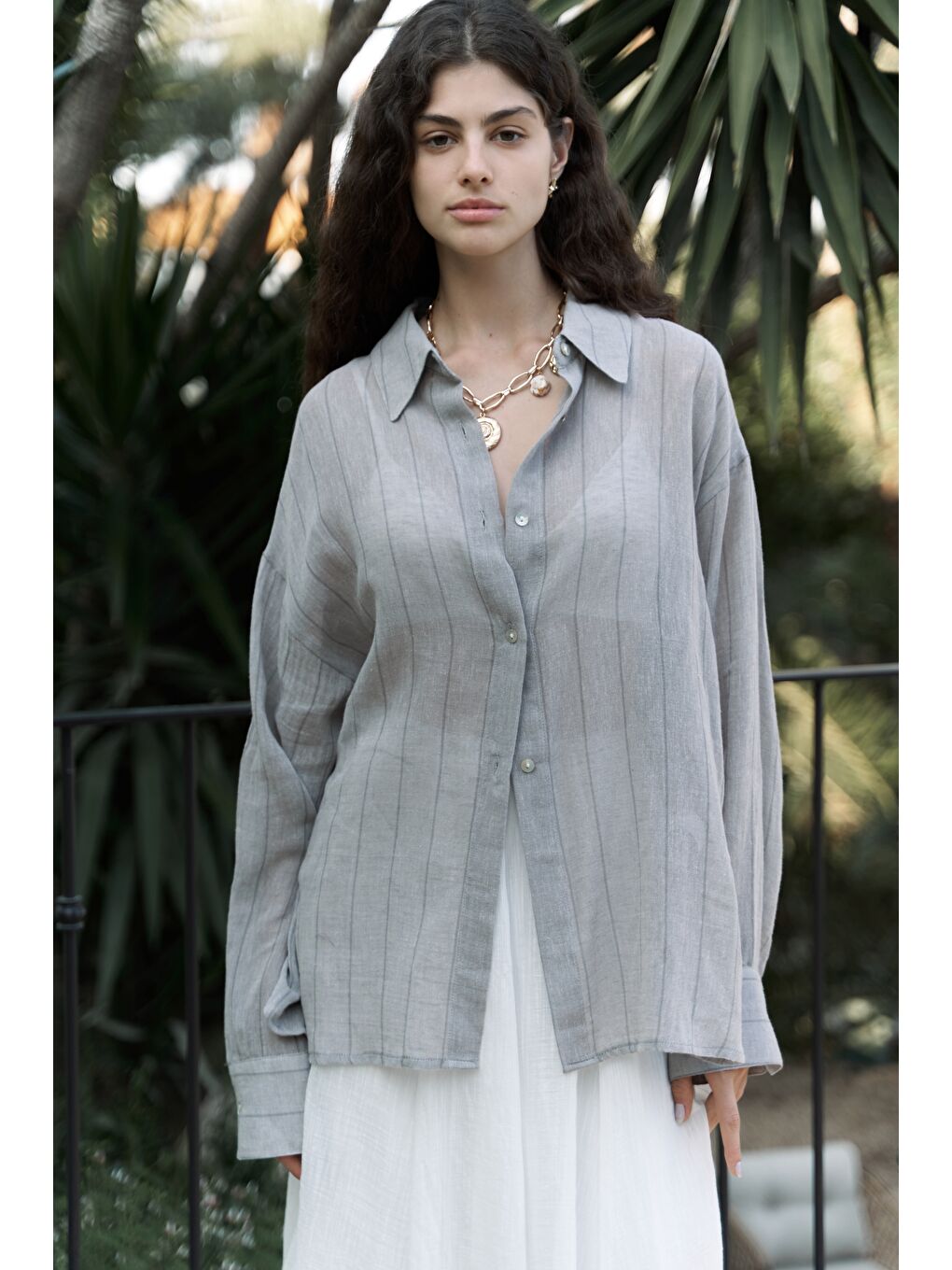 Bej Calynn Sırt Dekolteli Çizgili Vizon Keten Gömlek