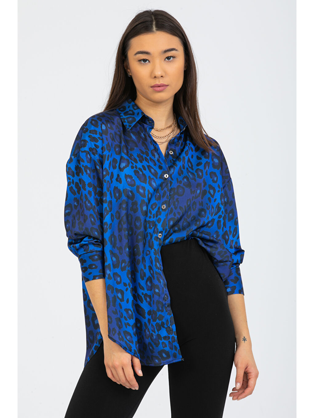 Mavi Leopar Desenli  Salaş Oversize  Saten Gömlek-1
