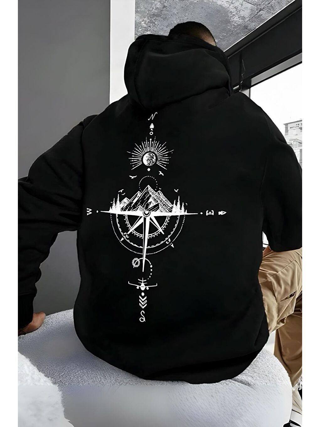 Oksit Siyah Compass Sırt Baskılı Pamuklu Erkek Sweatshirt