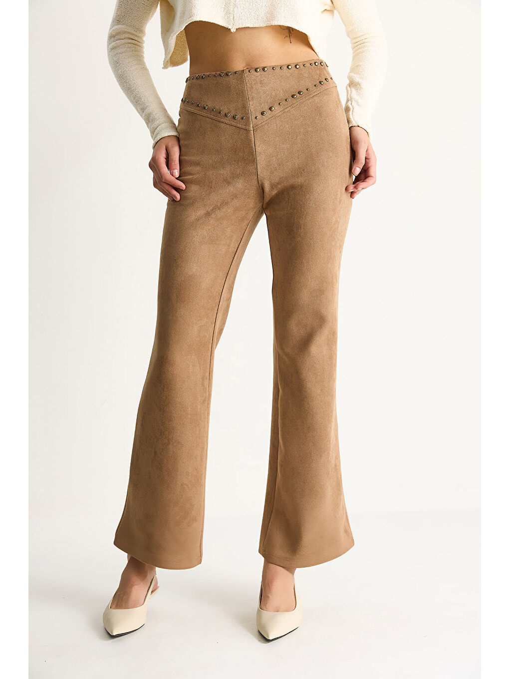 Bej Kadın Metal Detaylı Suni Süet İspanyol Paça Pantolon-3