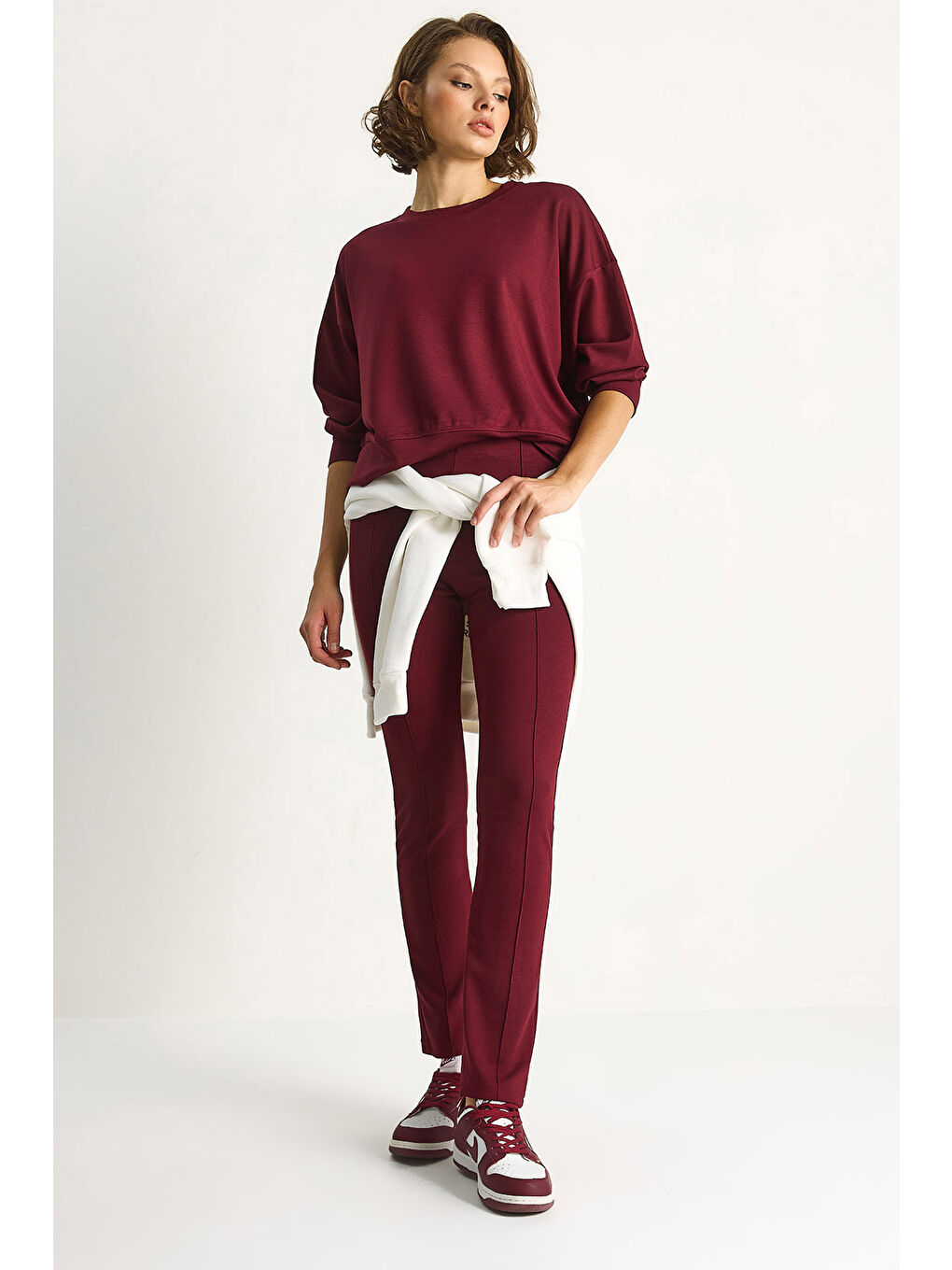 Bordo Kadın Yumuşak Dokulu Bisiklet Yaka Oversize Sweat Pantolon Viskon Dalgıç Takım