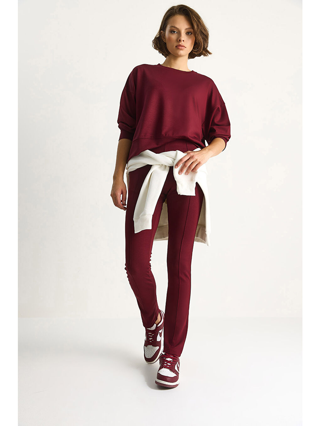 Bordo Kadın Yumuşak Dokulu Bisiklet Yaka Oversize Sweat Pantolon Viskon Dalgıç Takım-1