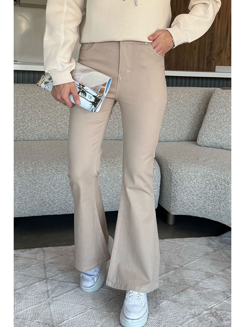 Bej İspanyol Paça Elastanlı Kadın Gabardin Pantolon