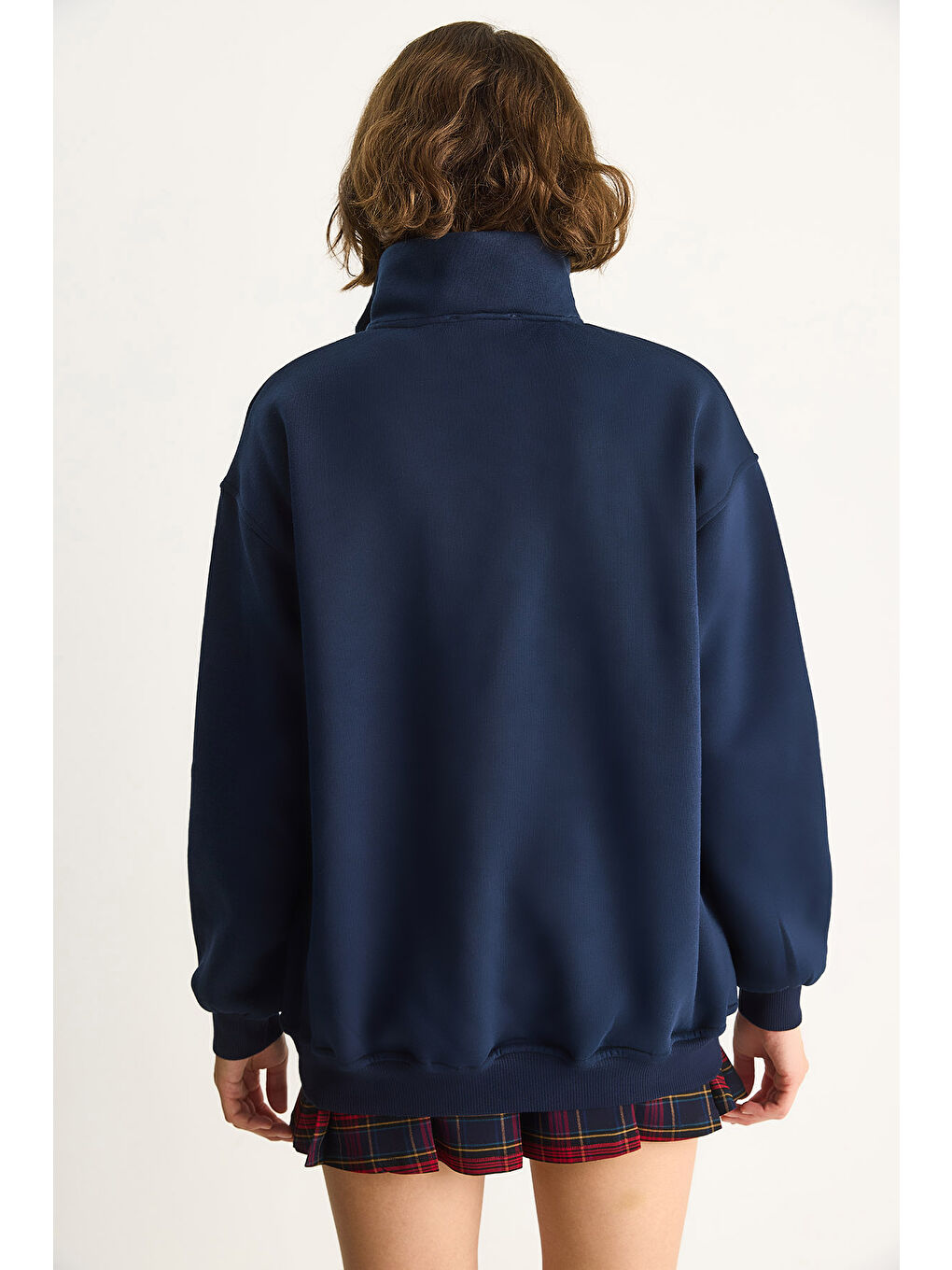 Lacivert Kadın London İşlemeli Dik Yaka Fermuar Detaylı Şardonlu Oversize Sweatshirt-6