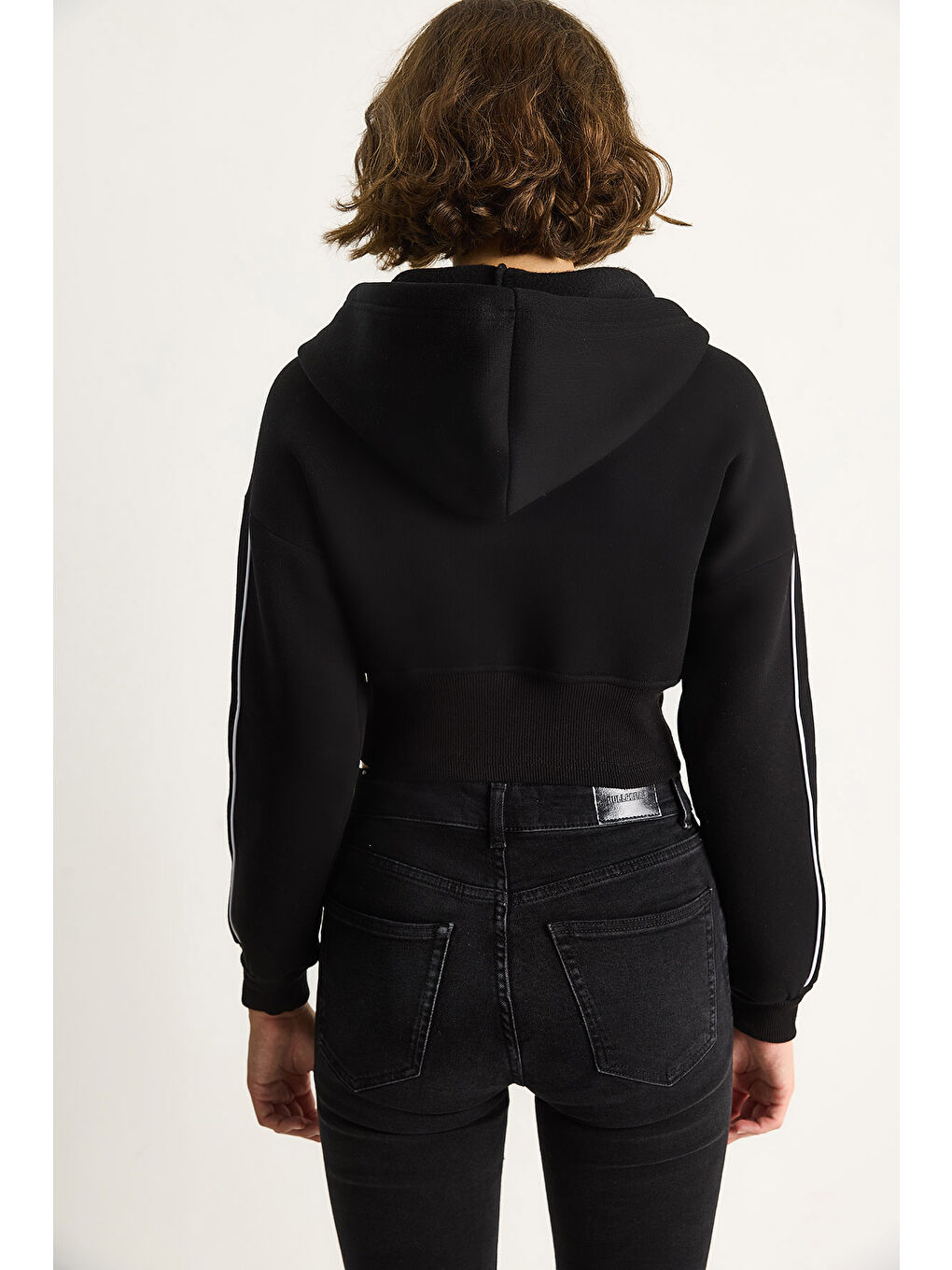 Siyah Kadın Kapüşonlu Fermuarlı Korse Detaylı Şardonlu Crop Hırka-6