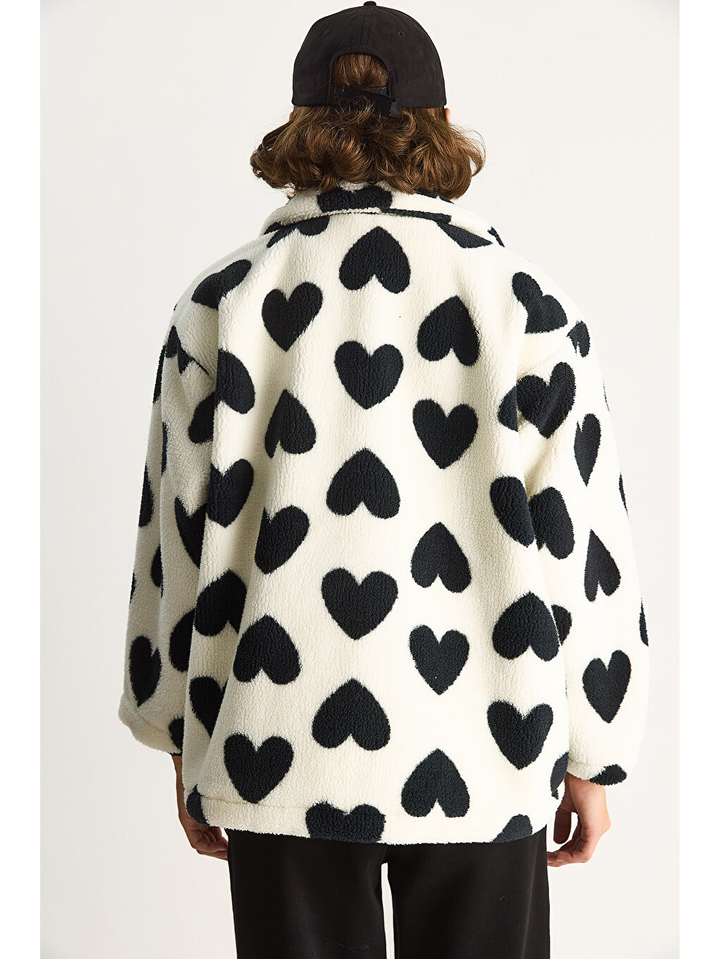 Lila Kadın Kalpli Dik Yaka Cep Detaylı Astarlı Oversize Pelüş Mont-7