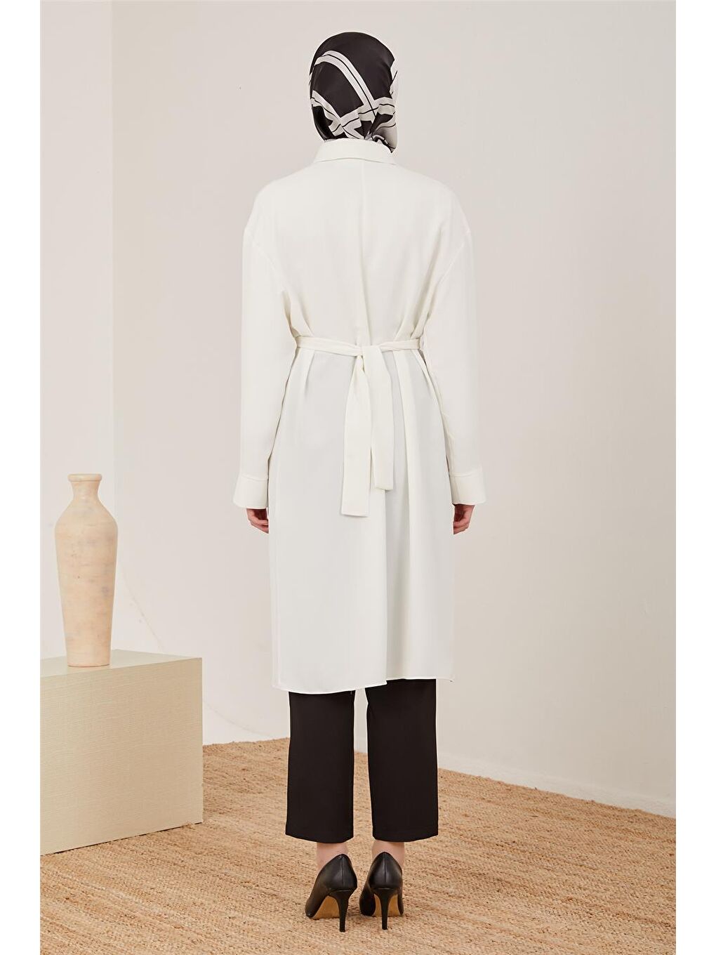 Beyaz Kuşaklı Tunik 23Y4412-5