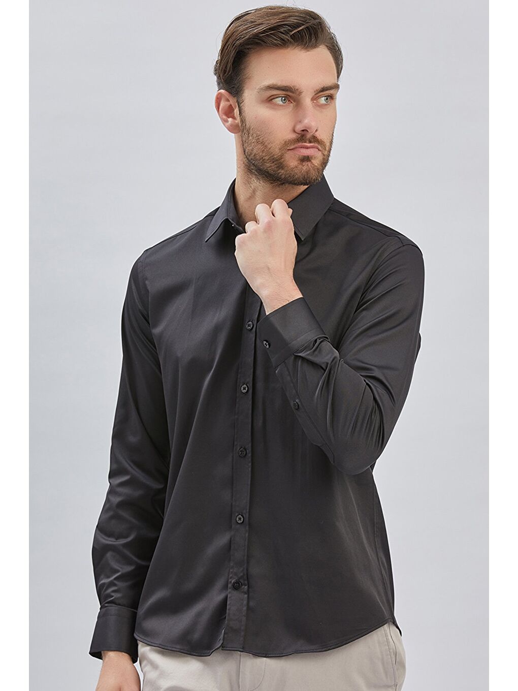 Siyah Uzun Kollu Sert Yaka Cepsiz Pamuklu Elastanlı Klasik Slim Fit Dar Kesim Gömlek 1004240234-2