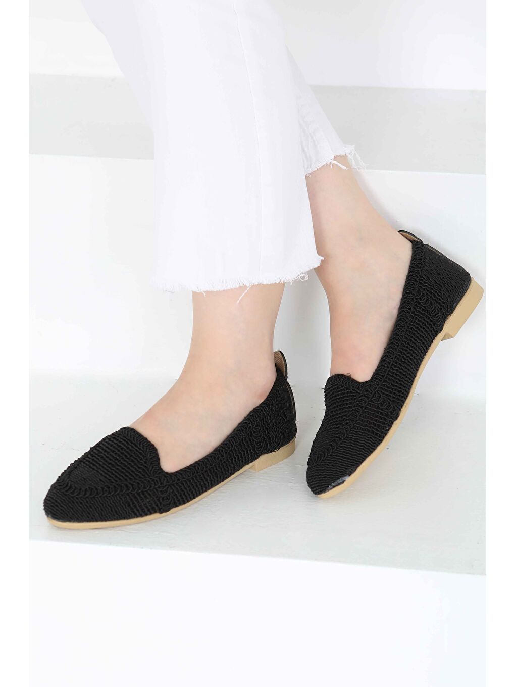 Kadın Siyah Örgülü Babet - 27241-3