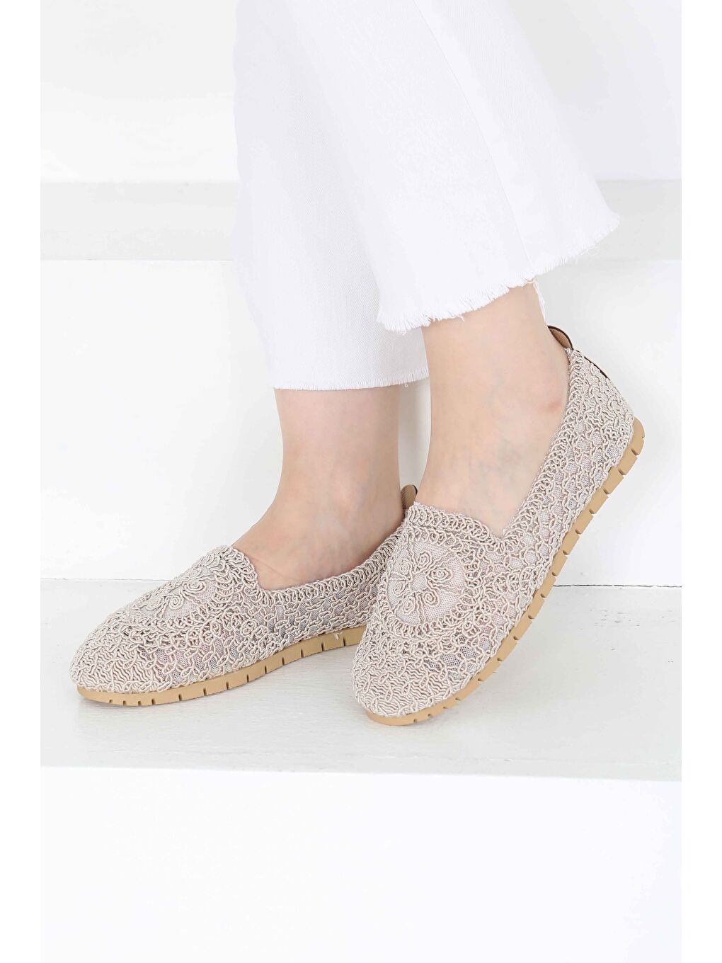Ekru Kadın Krem Örgülü Babet - 27240