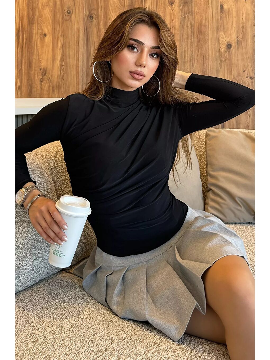 Siyah Omuz Ve Bel Drapeli Uzun Kol Bluz-1