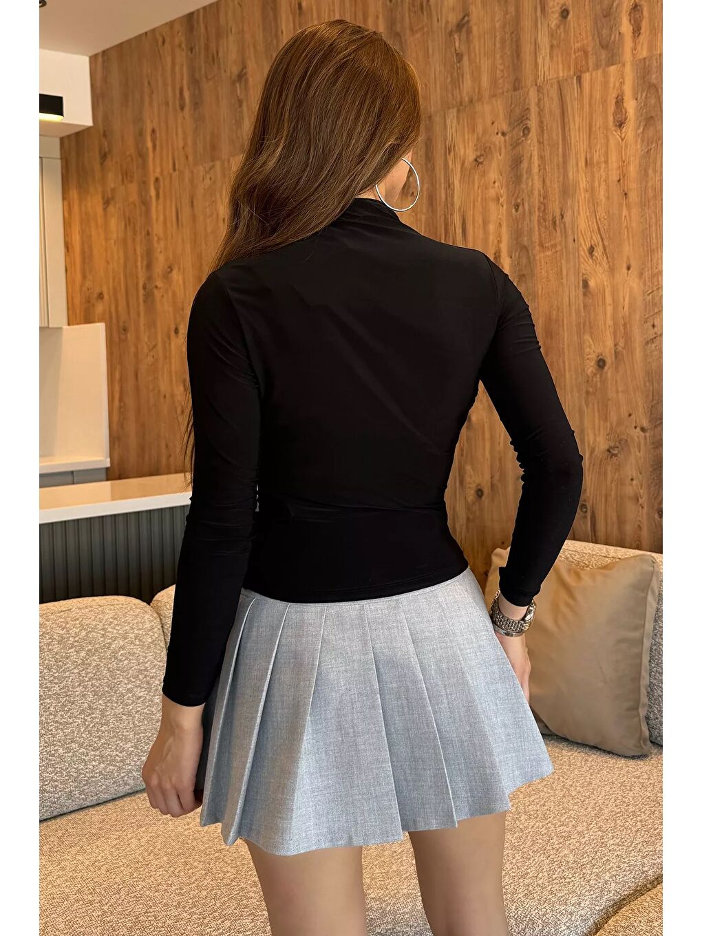 Siyah Omuz Ve Bel Drapeli Uzun Kol Bluz-3