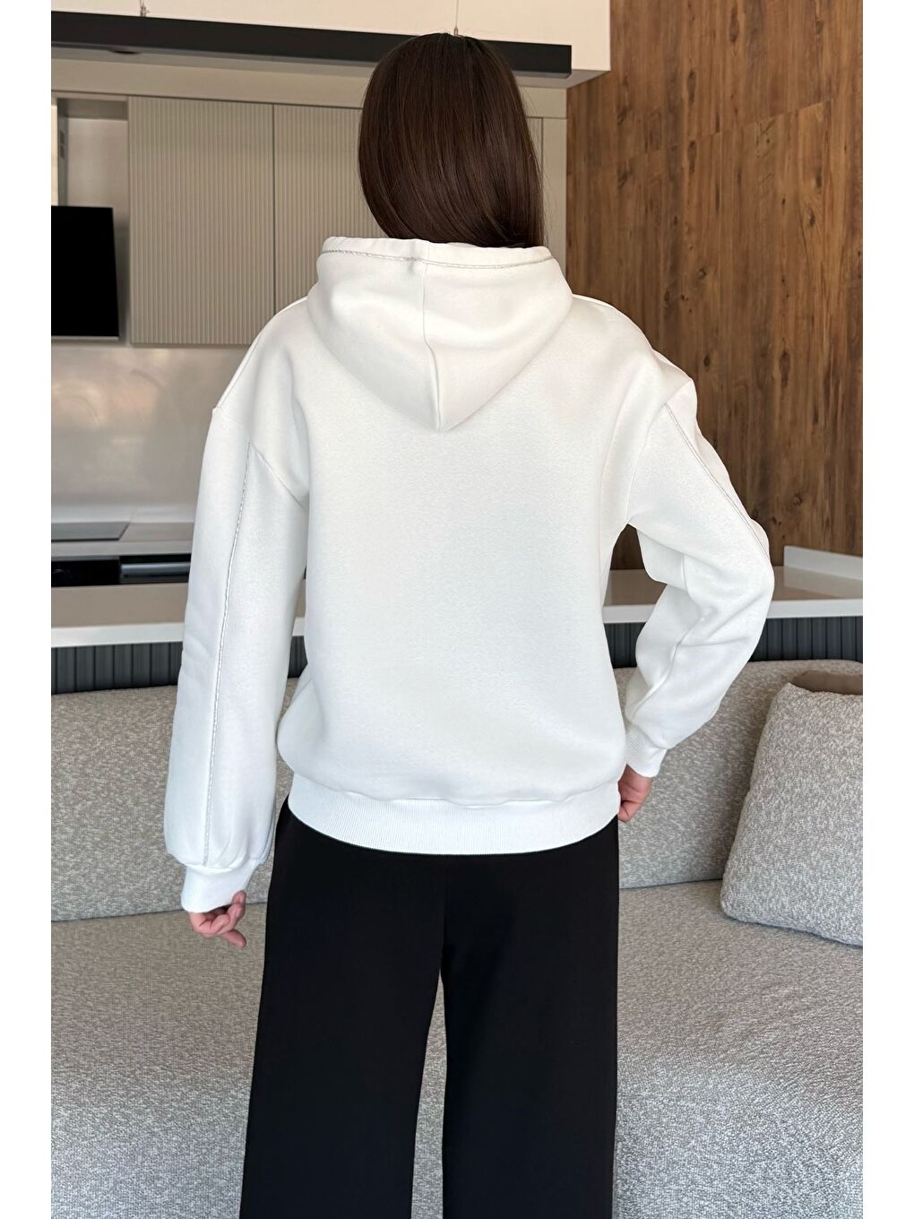 Beyaz Kadın Kapüşonlu Baskılı Şardonlu Sweatshirt-3