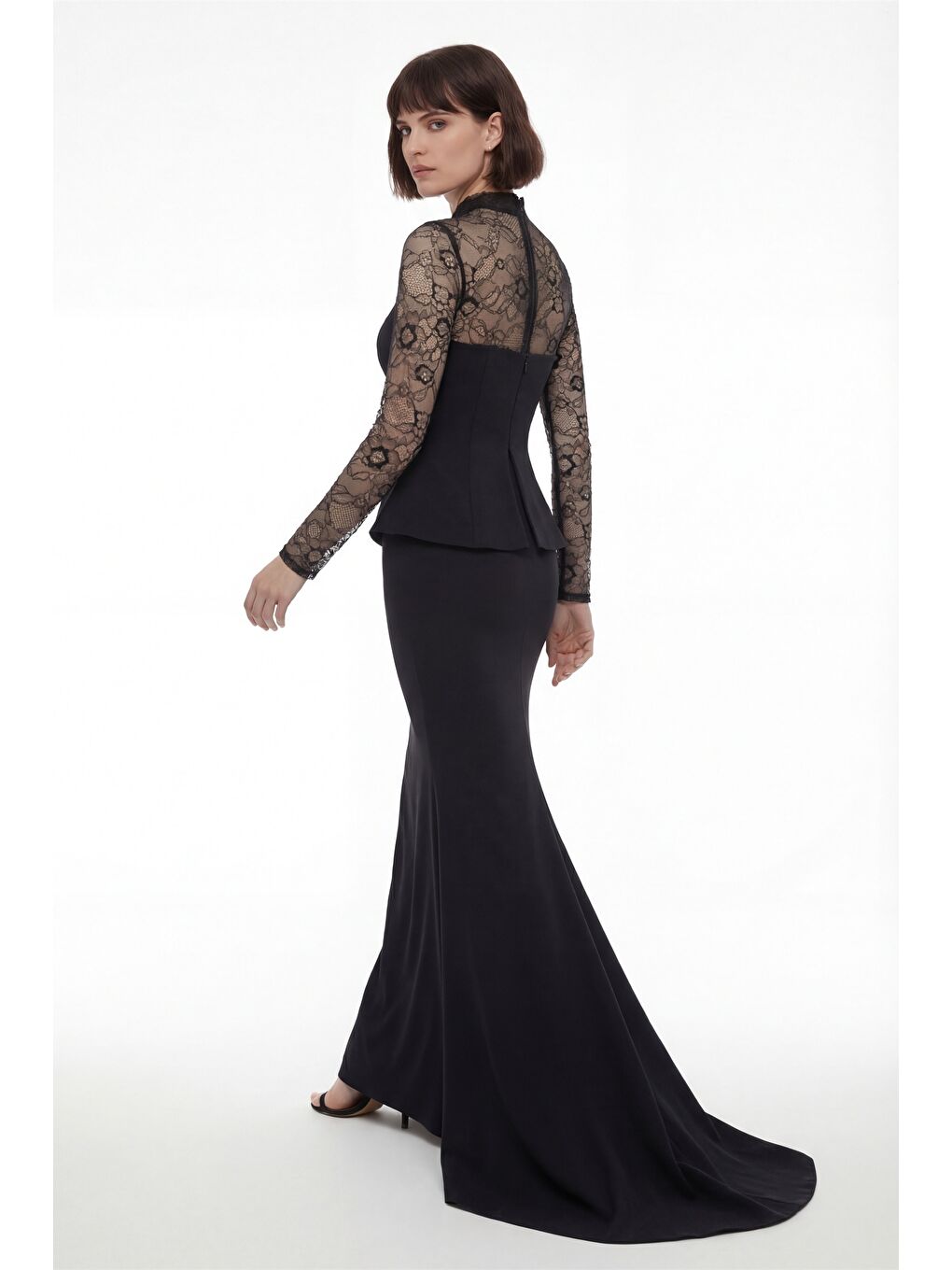 Kadın Siyah Dantel Detay Uzun Balık Abiye Elbise-5
