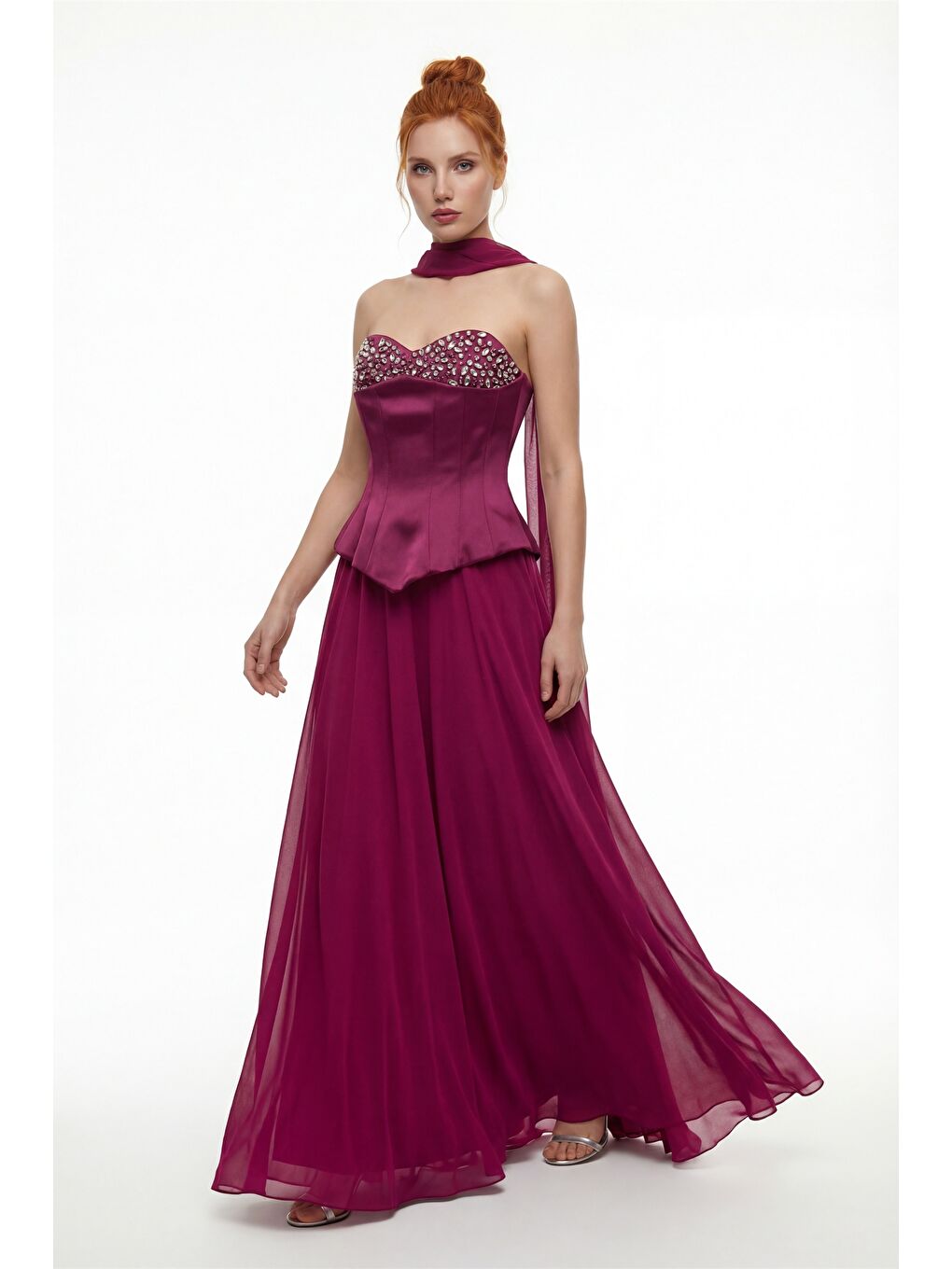 Kadın Bordo Straplez Yaka Taşlı Peplum Detay Uzun Abiye Elbise-1