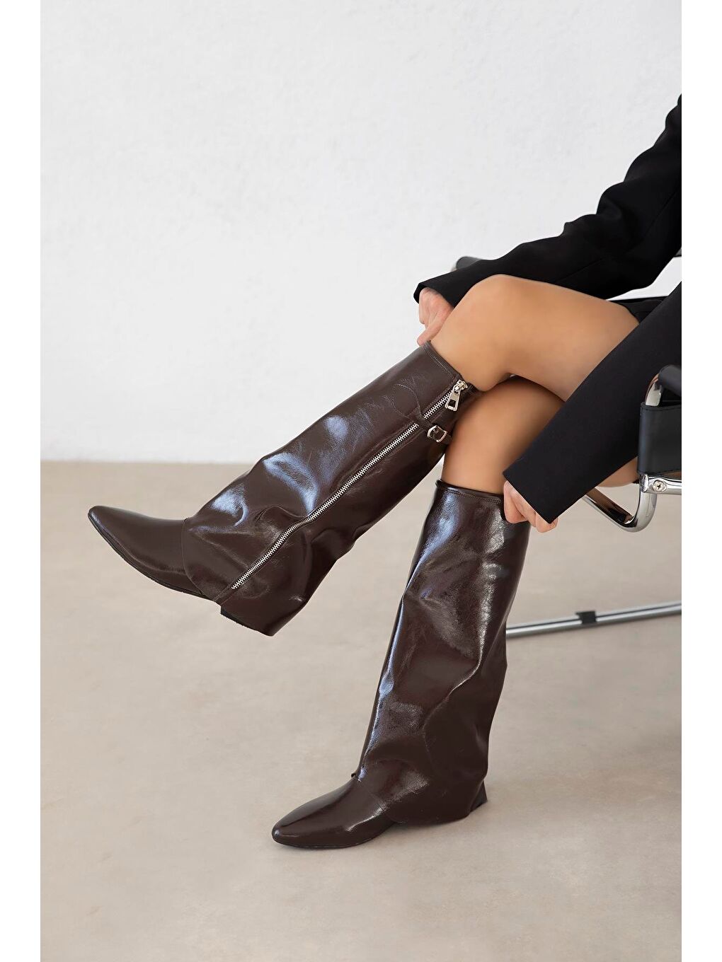 Kahverengi Lotus Kadın  Fermuar Detay  Deri  Çizme Kahve-2