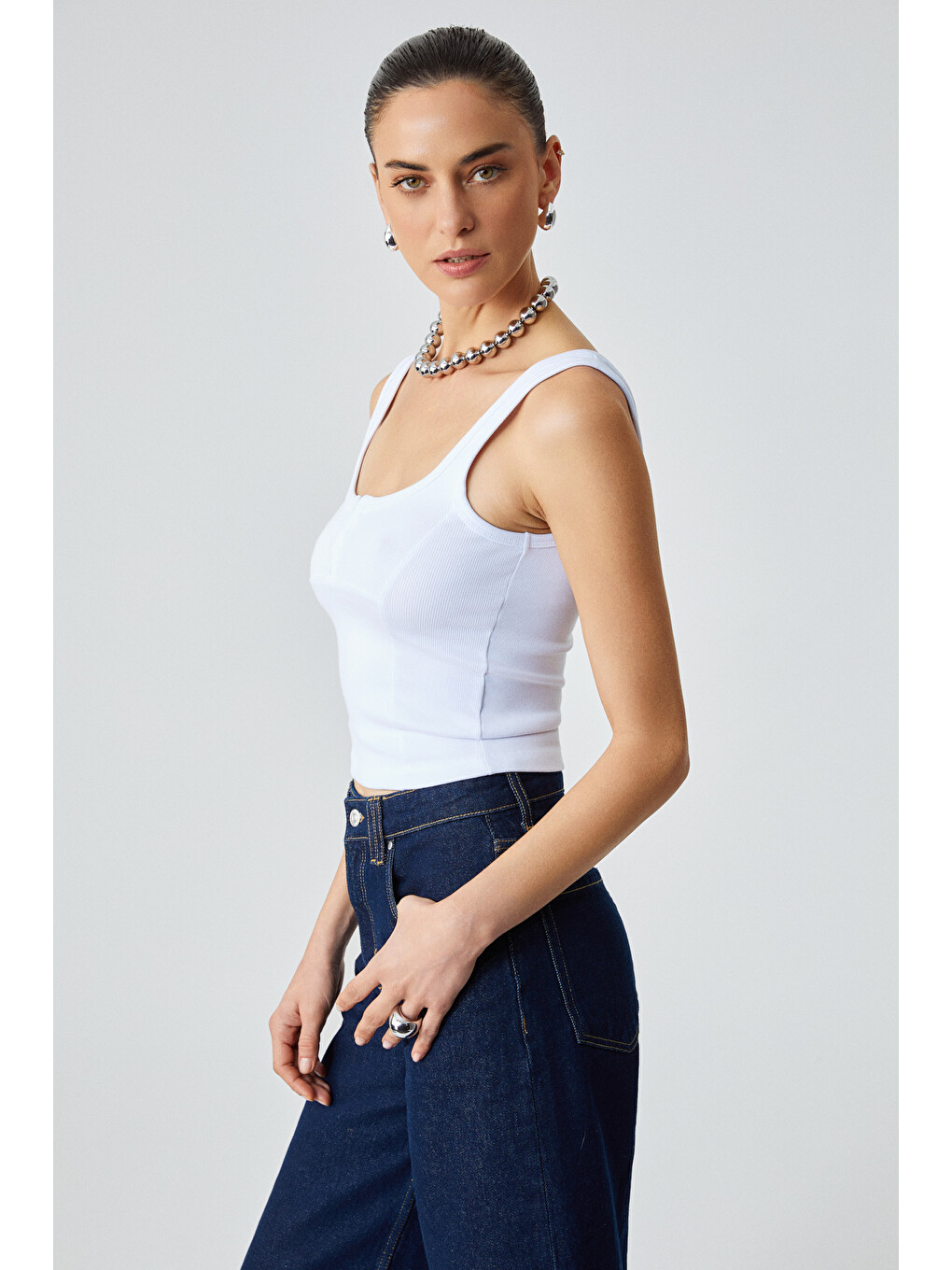 Alyona Kadın Slim Fit U Yaka Beyaz Atlet-4