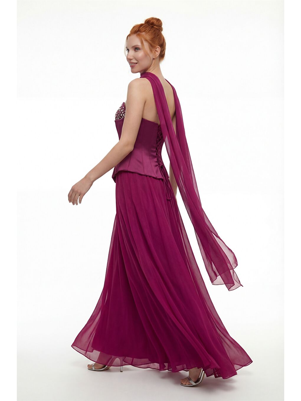 Kadın Bordo Straplez Yaka Taşlı Peplum Detay Uzun Abiye Elbise-5