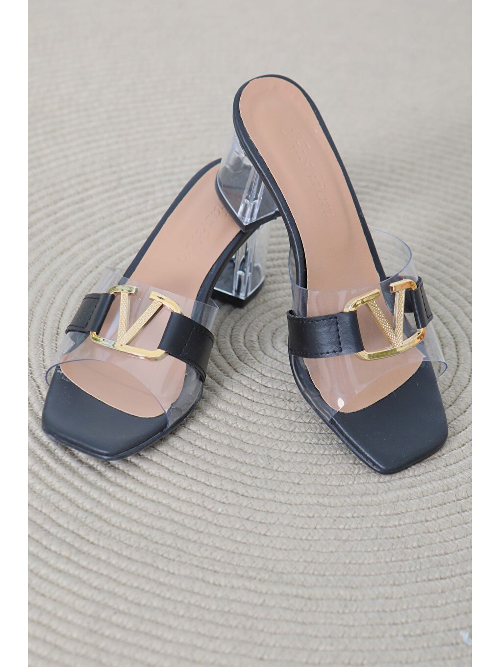 Kadın Siyah Tokalı Şeffaf Topuklu Terlik - 27113-2