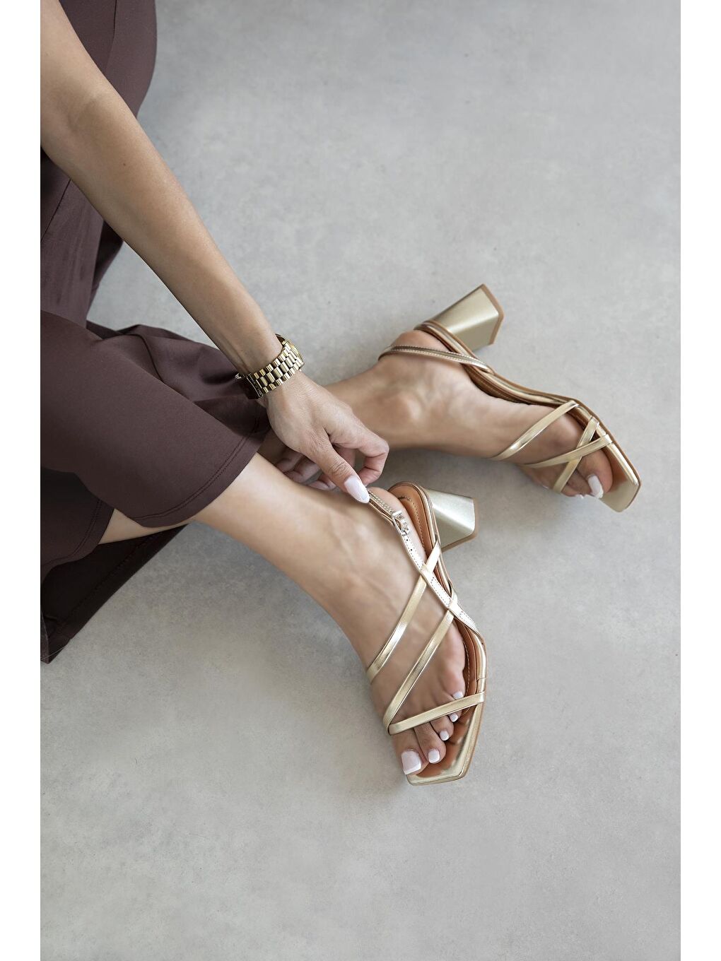 Sarı Hanat  Kadın Topuklu  Deri Sandalet Altın-1