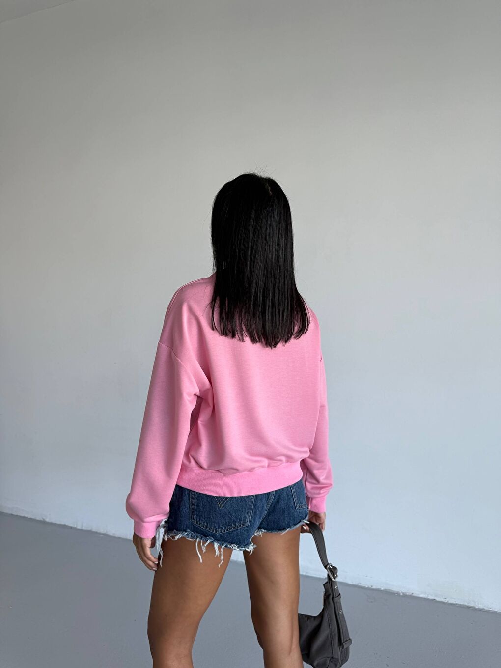 Pembe İki İplik Bisiklet Yaka Sweatshirt-3