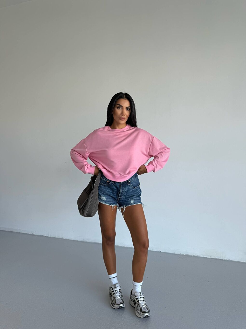 Pembe İki İplik Bisiklet Yaka Sweatshirt-4