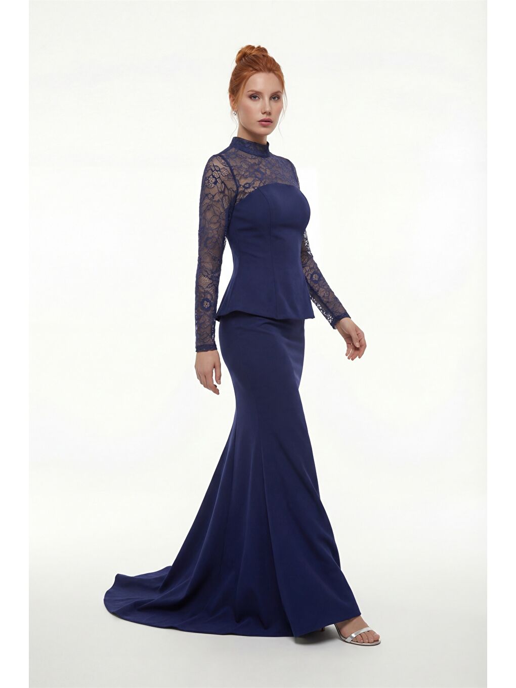 Kadın Lacivert Dantel Detay Uzun Balık Abiye Elbise