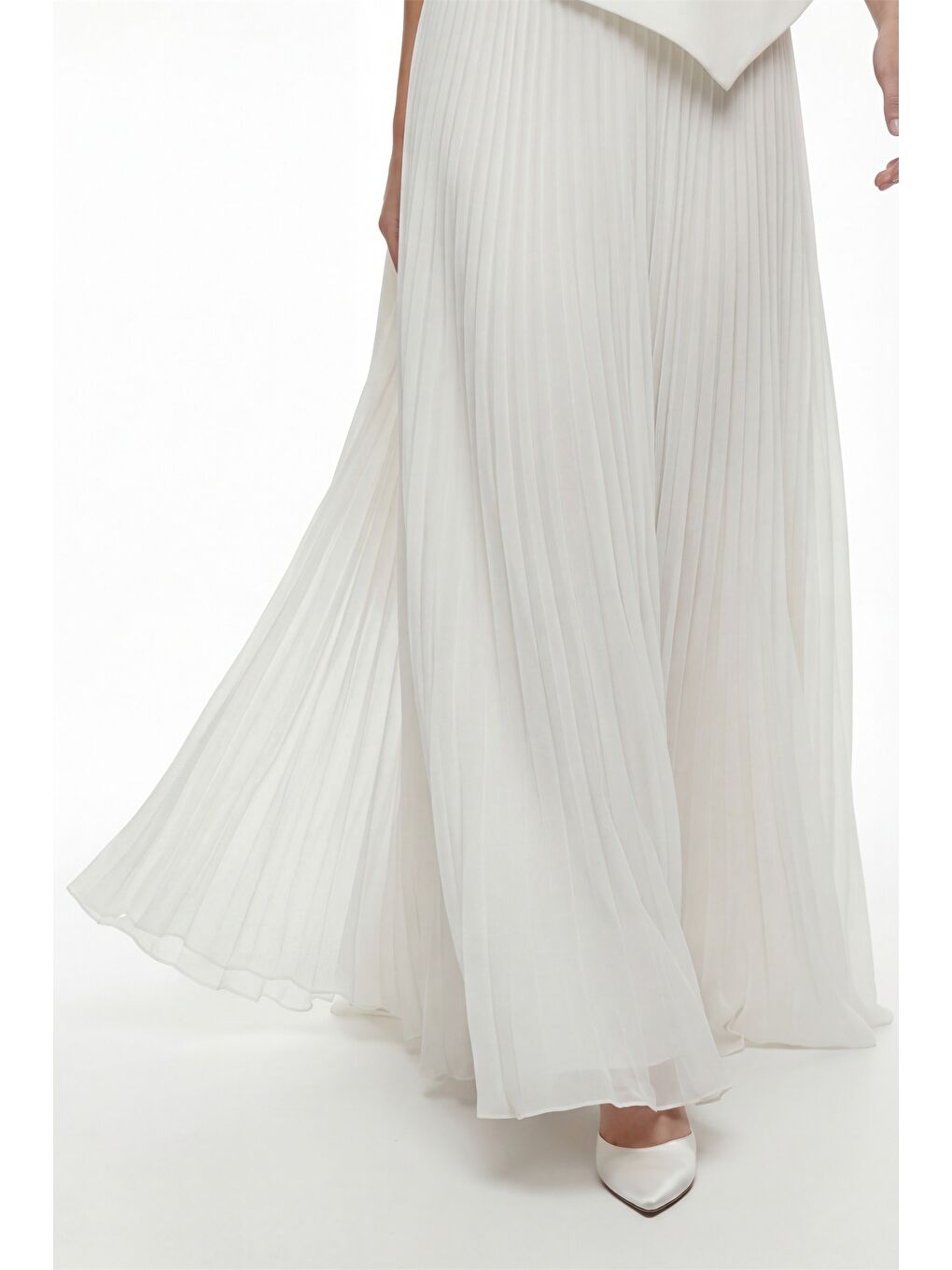 Kadın Beyaz Dar Kalıp Şal Yaka Piliseli Uzun Söz Nişan Nikah Abiye-3