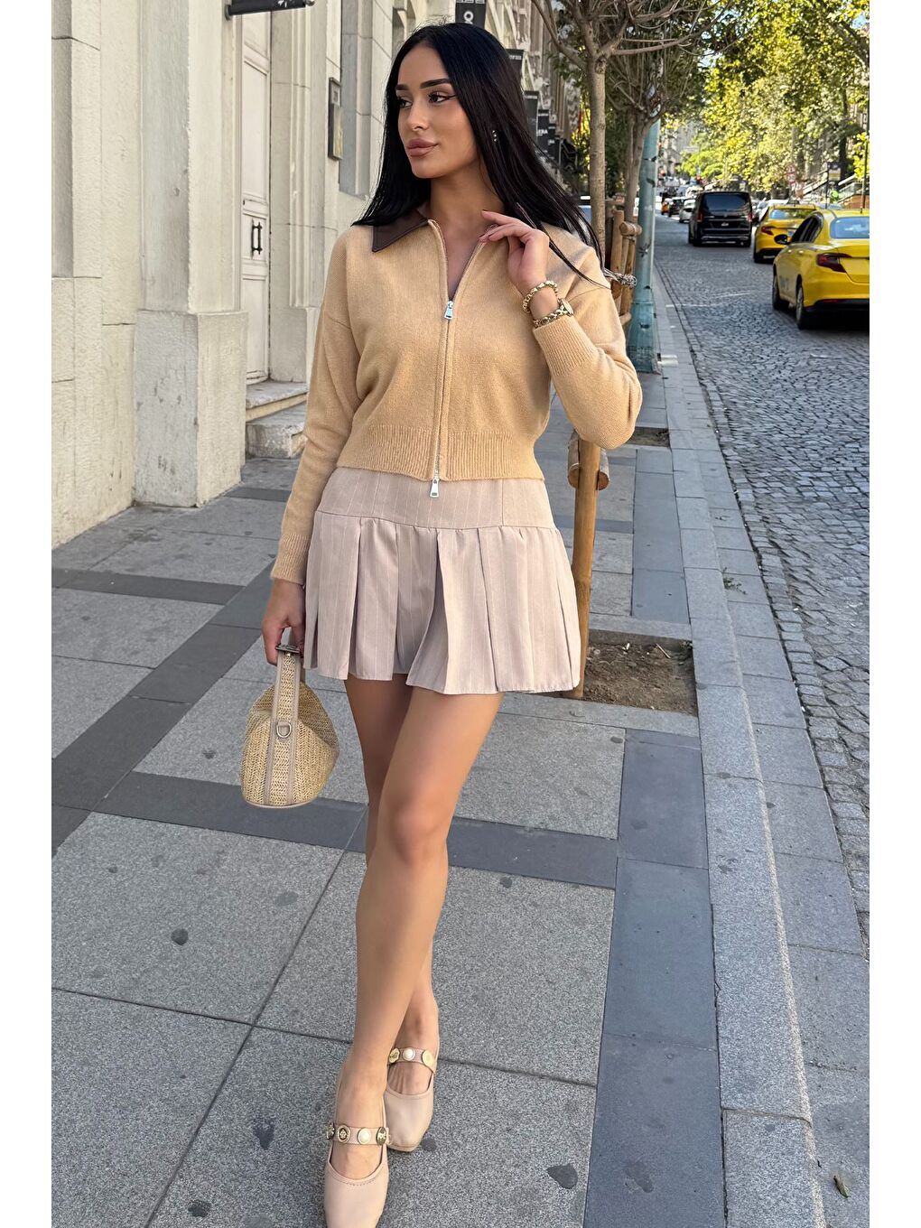 Bej Kadın Polo Yaka Deri Garnili Fermuarlı Triko Hırka (s-m-l Beden Uyumludur.)-1