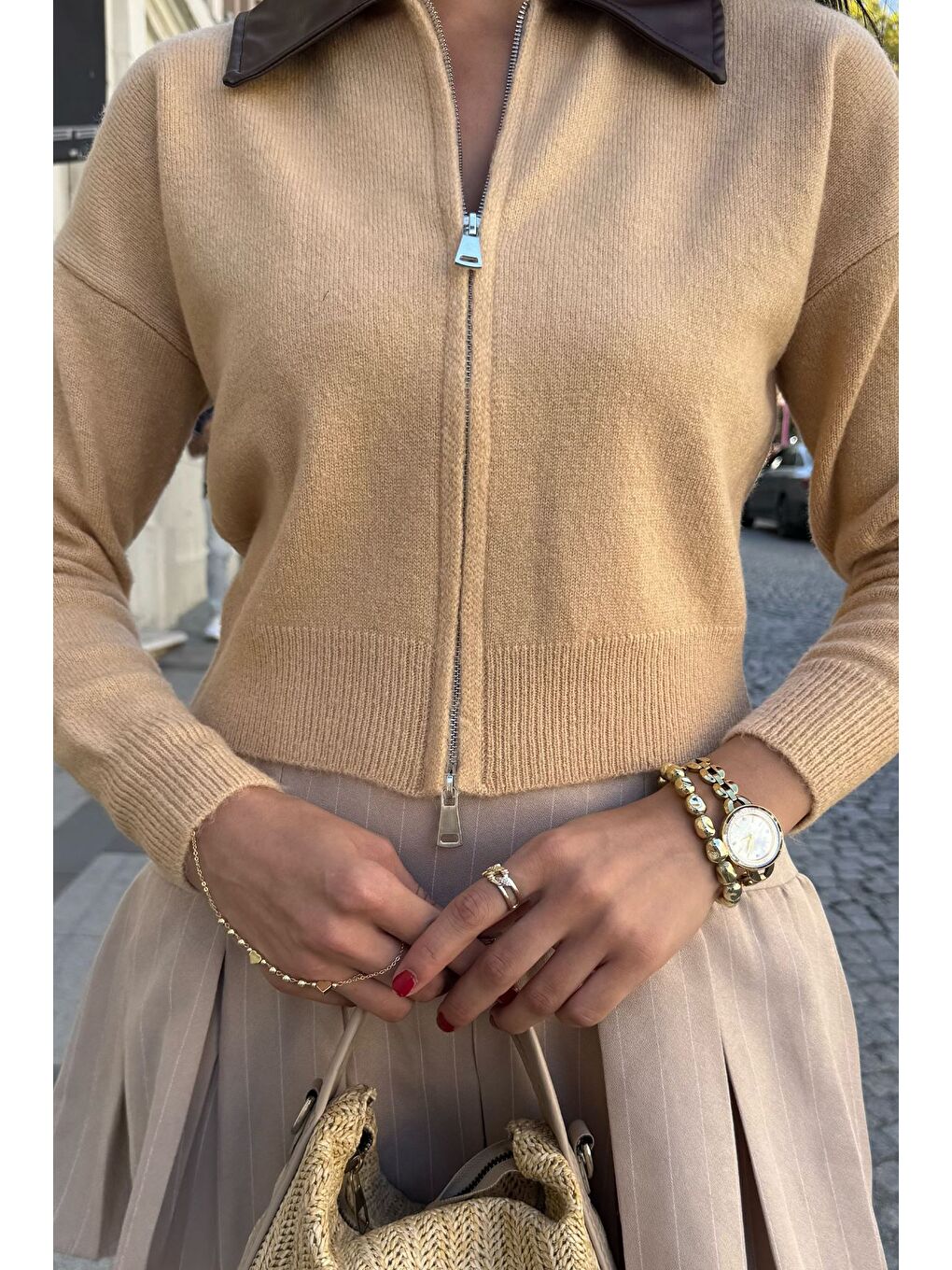 Bej Kadın Polo Yaka Deri Garnili Fermuarlı Triko Hırka (s-m-l Beden Uyumludur.)-2
