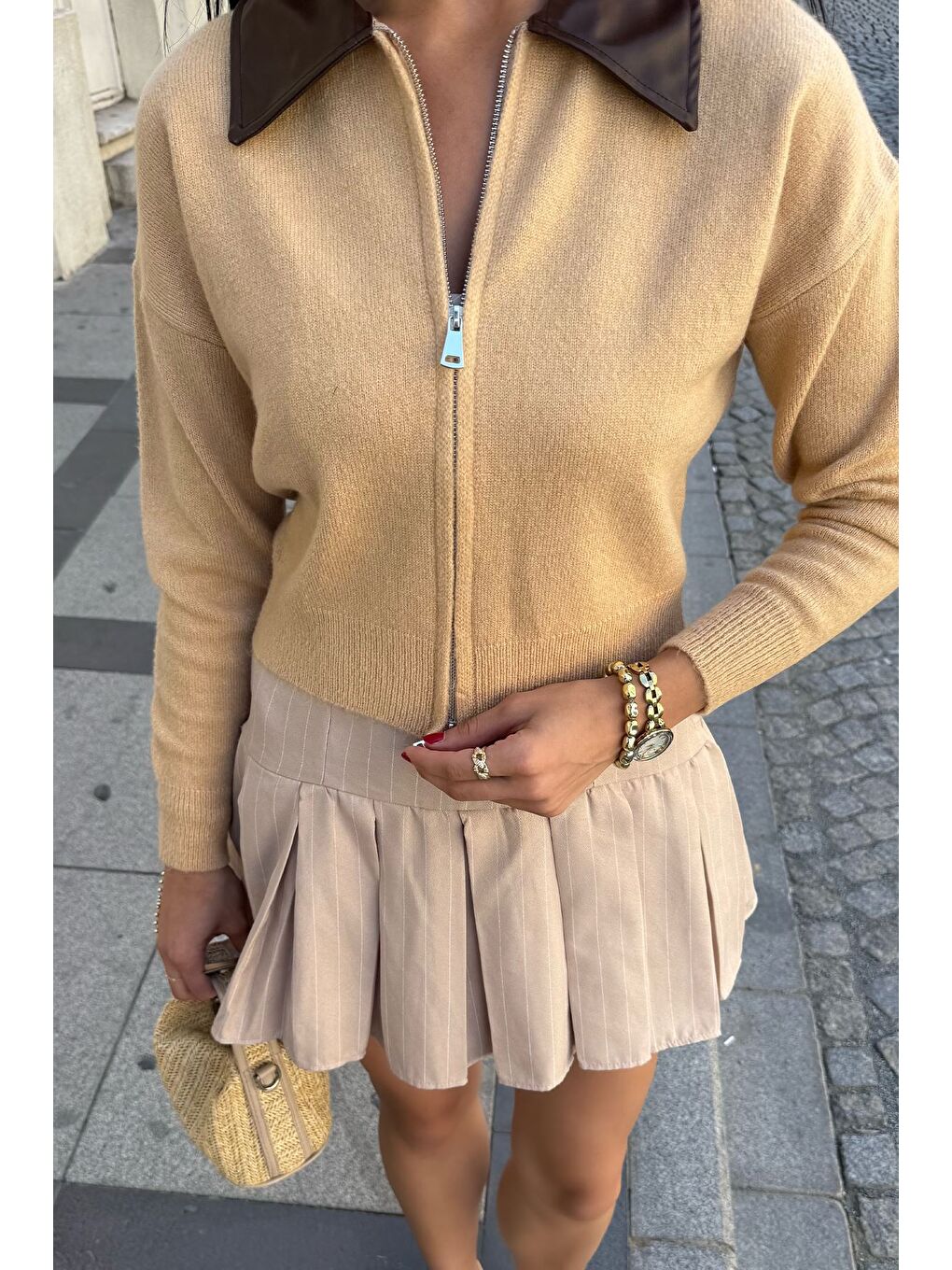 Bej Kadın Polo Yaka Deri Garnili Fermuarlı Triko Hırka (s-m-l Beden Uyumludur.)-3