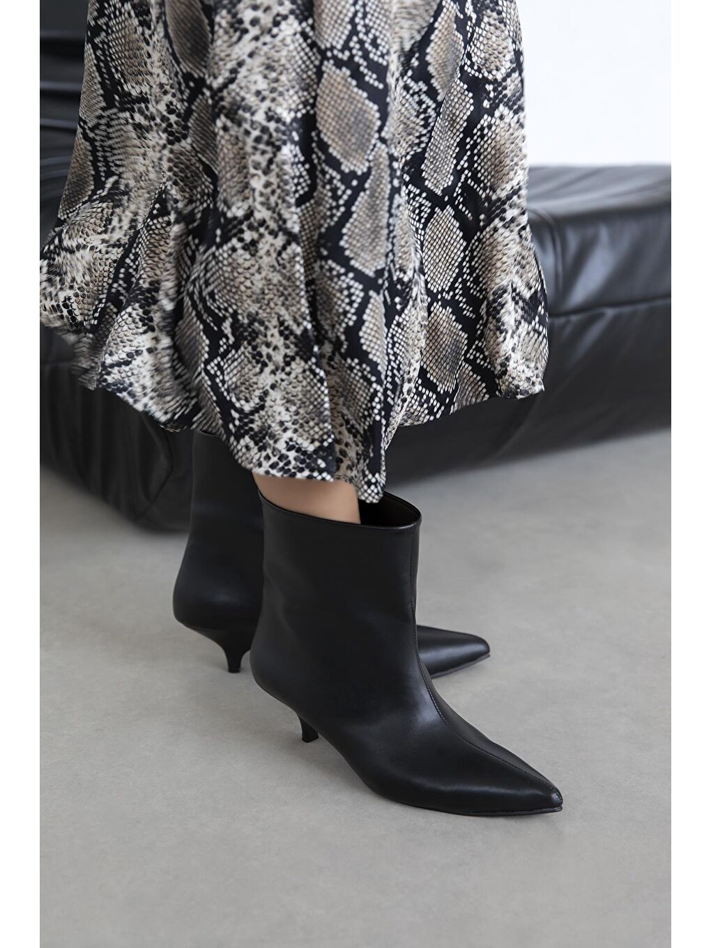 Bella Kadın Pino Ökce Deri Bot Siyah