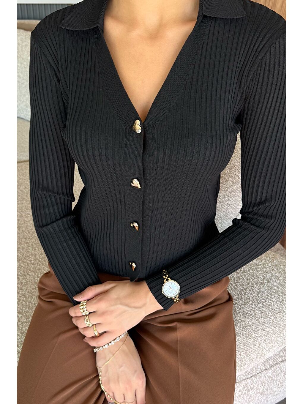 Siyah Kadın Polo Yaka Gold Düğmeli Triko Hırka (s-m-l Beden Uyumludur.)