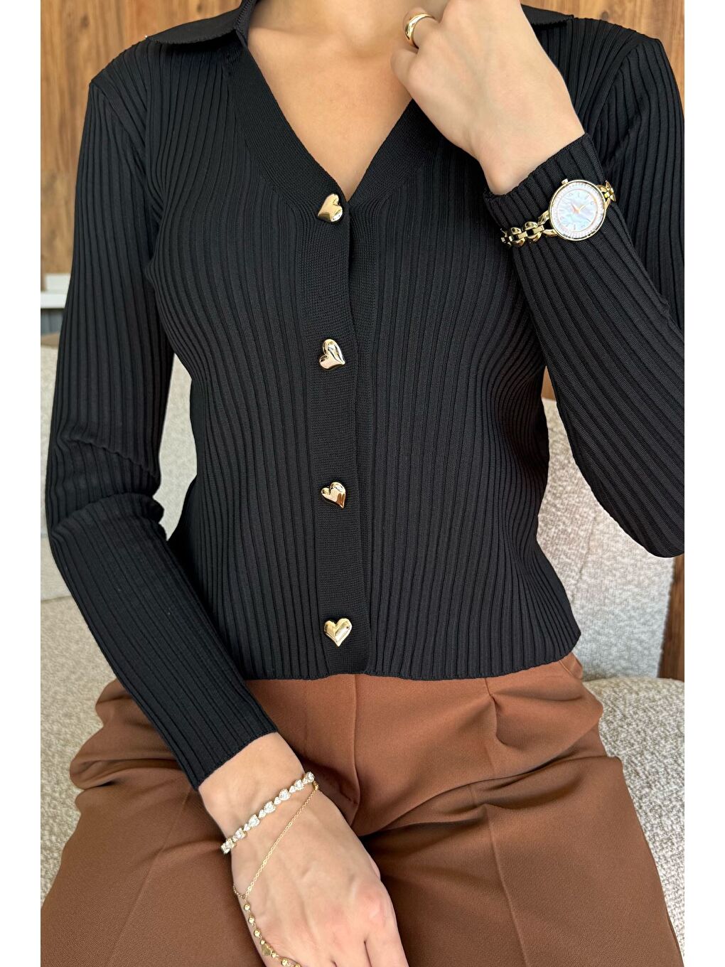 Siyah Kadın Polo Yaka Gold Düğmeli Triko Hırka (s-m-l Beden Uyumludur.)-2