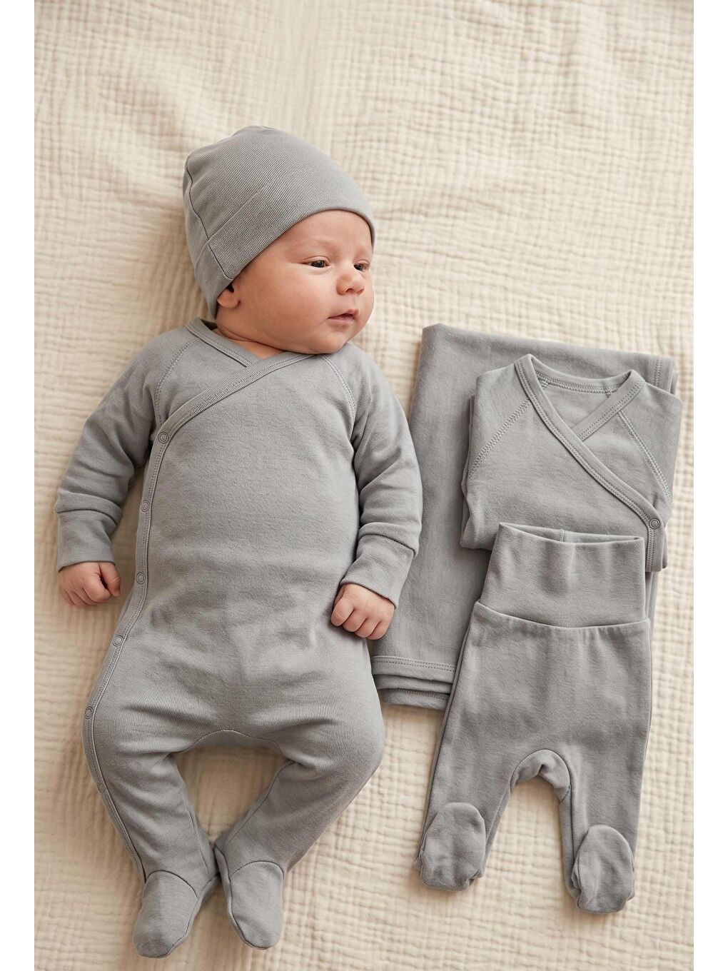 Gri Modal Organik Theme Hastane Çıkışı-1