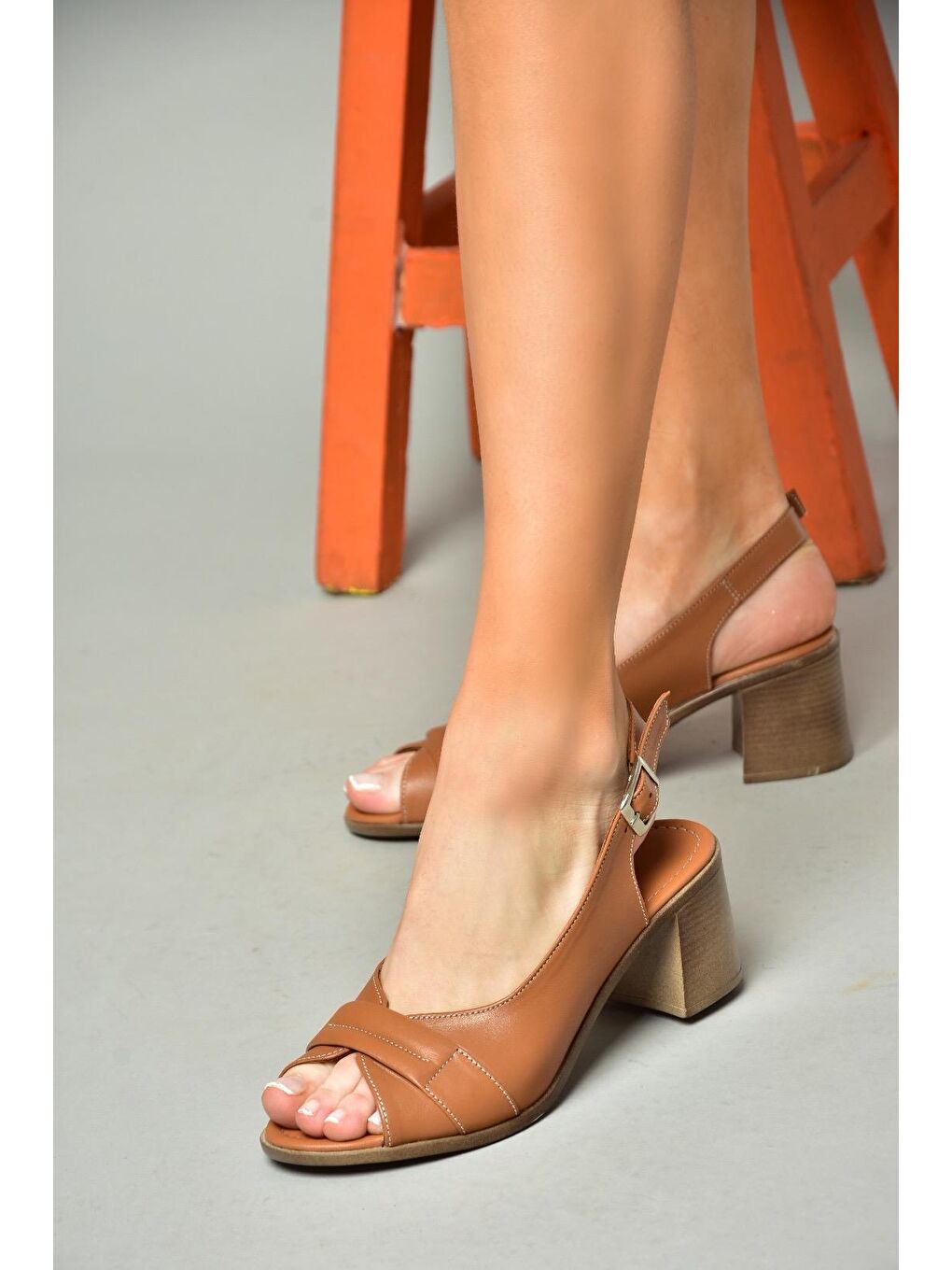 Kahverengi P5554529 Taba Kadın Sandalet